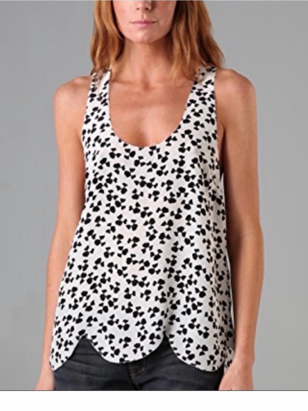 Joie 100% silk tank top featuring a black and white pattern & scalloped hem S